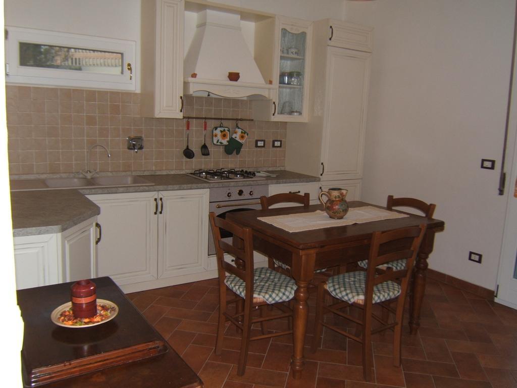 Bel Sit Apartment Bologna Room photo